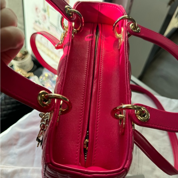 Ladydior medium pink lambskin with gold hardware - Picture 5 of 15